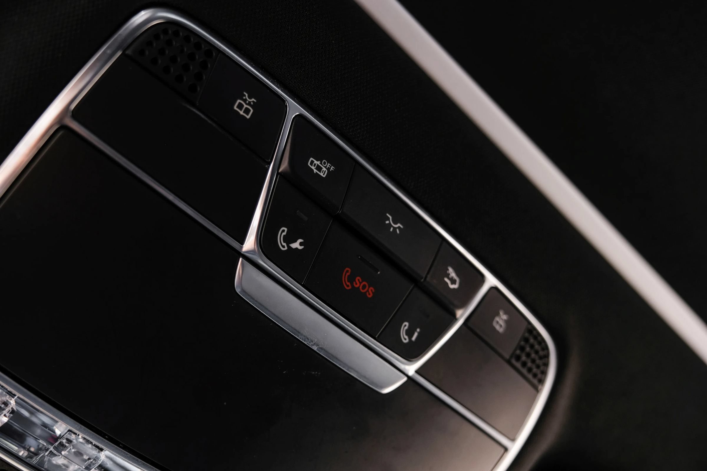 Used 2015 Mercedes-Benz S 550 Sedan image 39