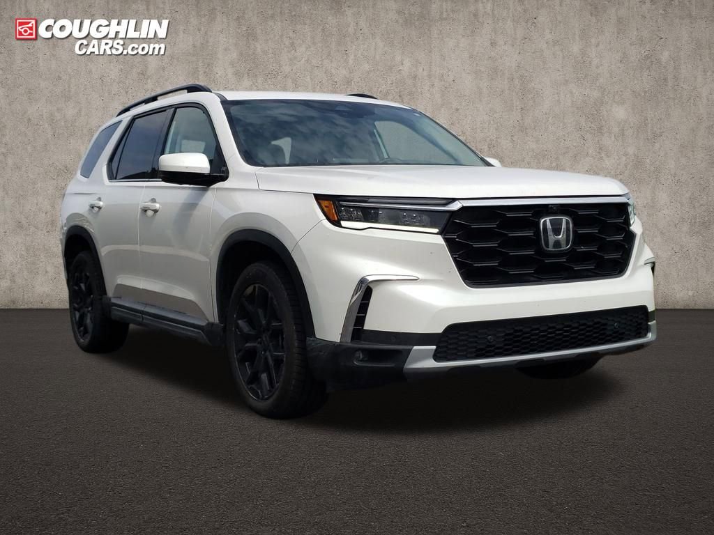 Used 2025 Honda Pilot Elite