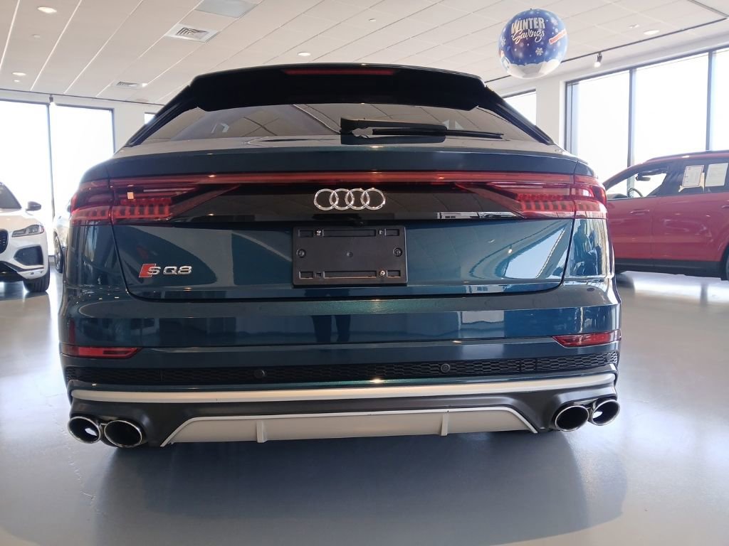 Used 2022 Audi SQ8 Prestige image 9