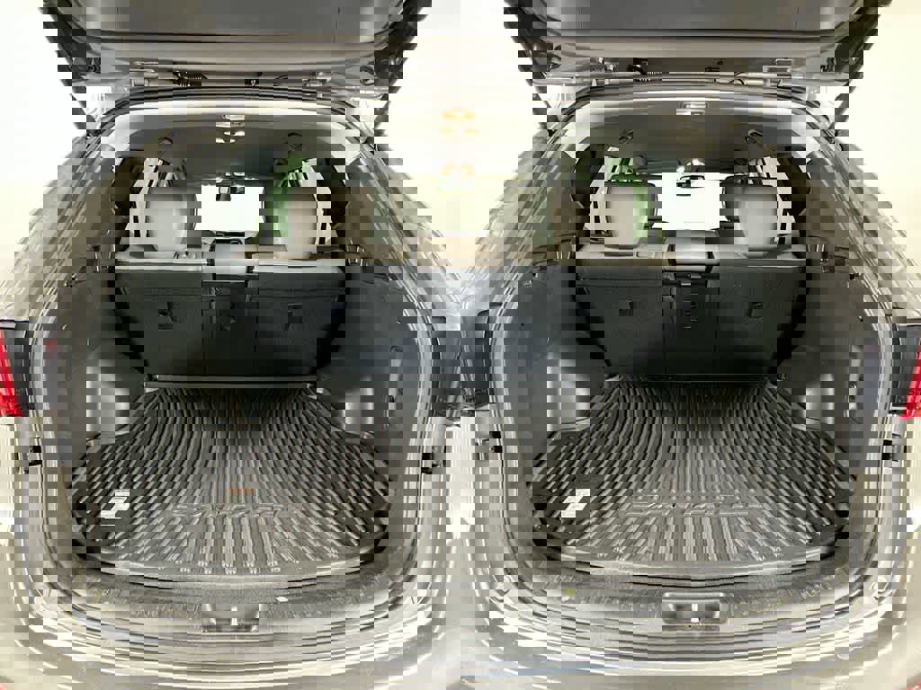 Used 2018 Hyundai Santa Fe Sport image 20