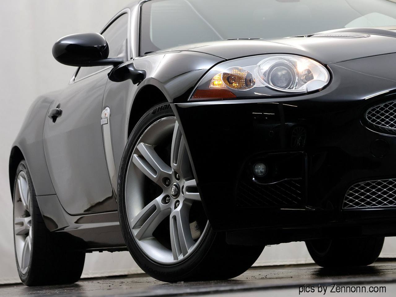 Used 2009 Jaguar XKR R RWD image 7