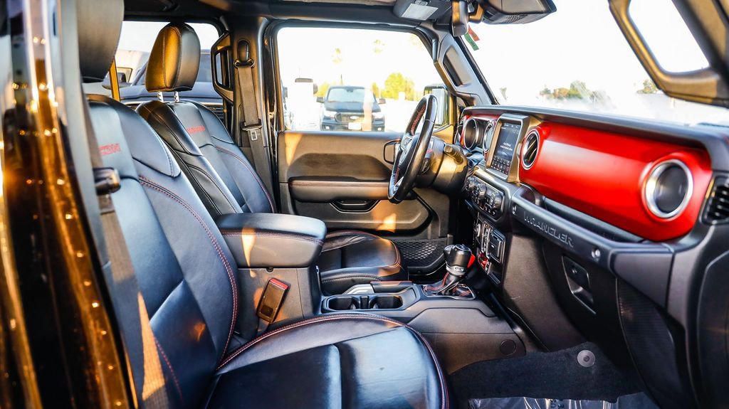 Used 2022 Jeep Wrangler Unlimited Rubicon w/ LED Lighting Group image 18