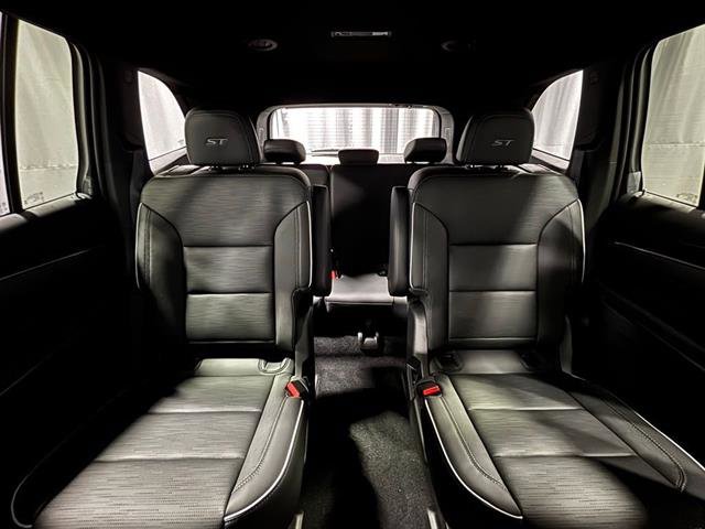 New 2026 Buick Enclave Sport Touring w/ LPO, Floor Liner Package image 16