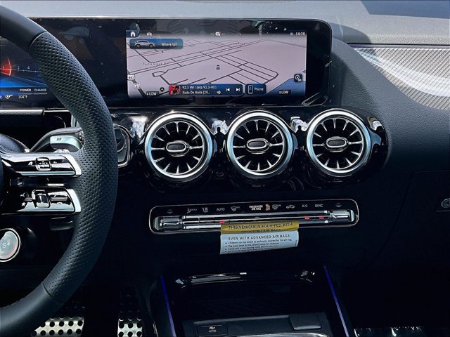 New 2026 Mercedes-Benz GLA 35 AMG 4MATIC image 9