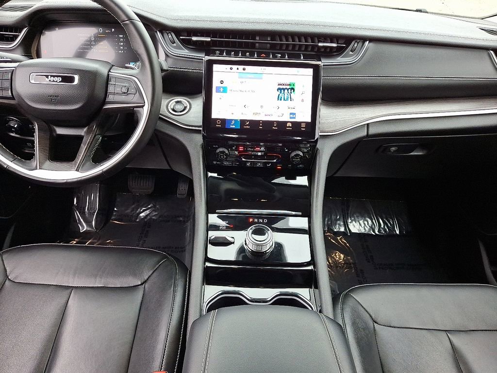 Used 2022 Jeep Grand Cherokee Limited AWD/4WD image 16