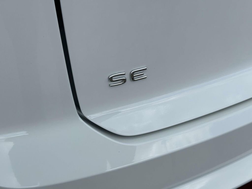 Certified 2023 Volkswagen Atlas Cross Sport SE w/ Black Wheel Package image 12