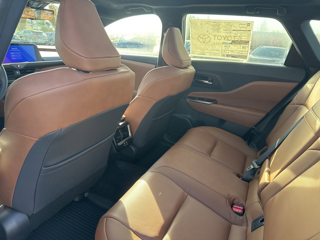 New 2025 Toyota Crown Signia image 20