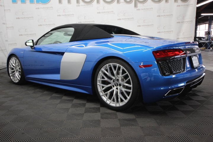 Used 2018 Audi R8 V10 image 5