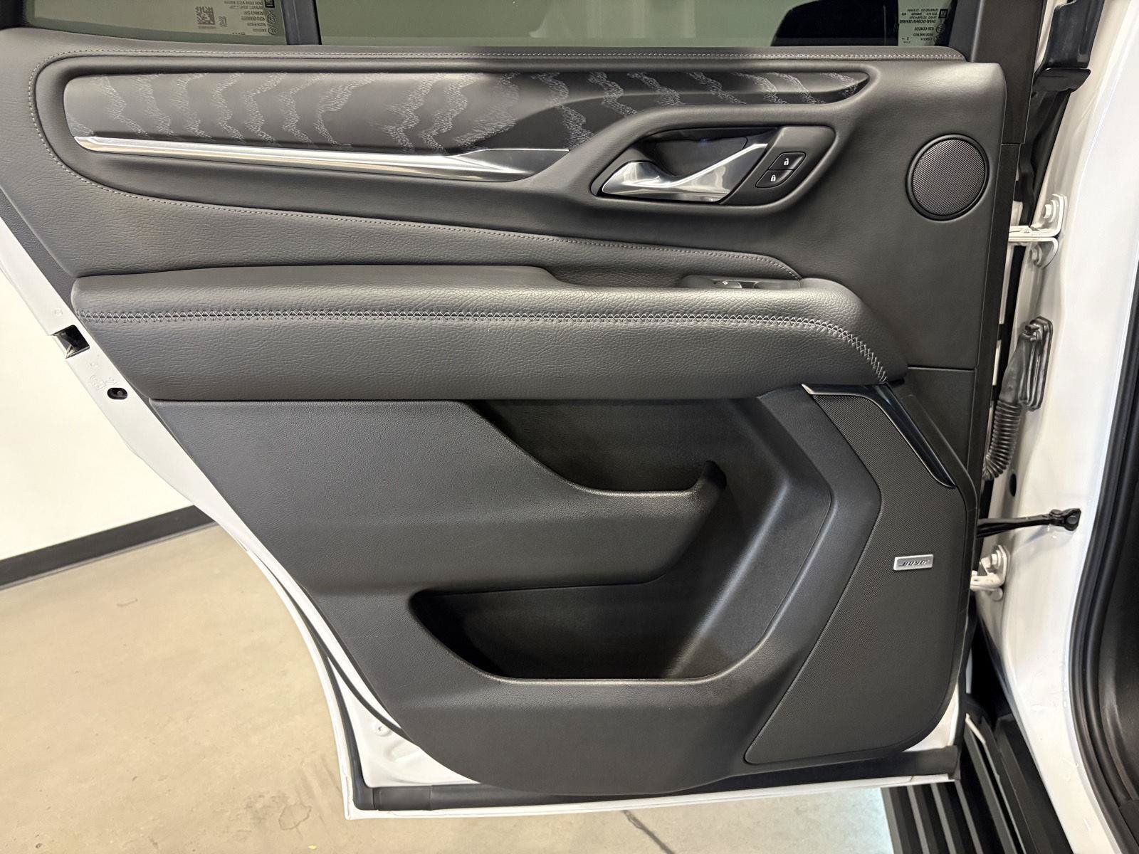 Used 2023 GMC Yukon Denali AWD/4WD image 38