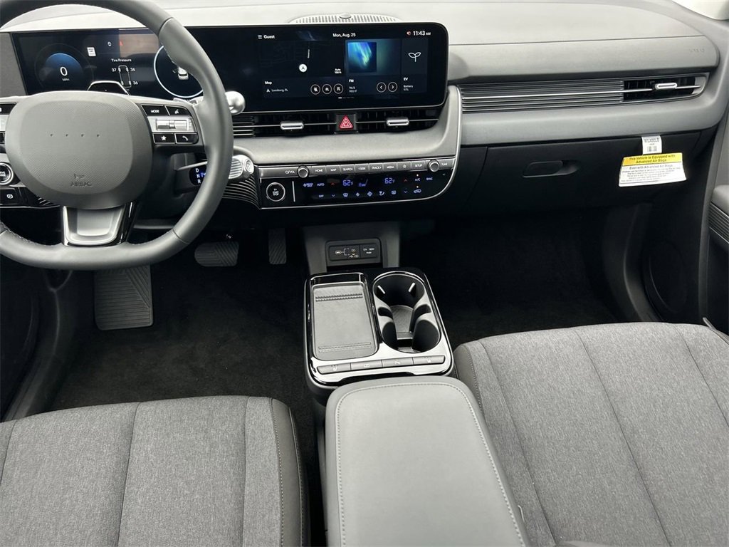 New 2025 Hyundai Ioniq 5 SE image 5