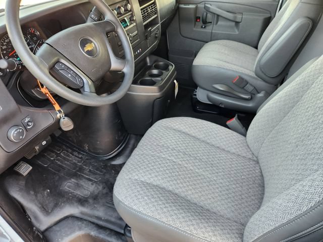 New 2025 Chevrolet Express 3500 w/ Power Convenience Package RWD image 4