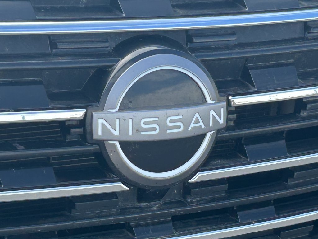 Used 2025 Nissan Rogue SV AWD/4WD image 10