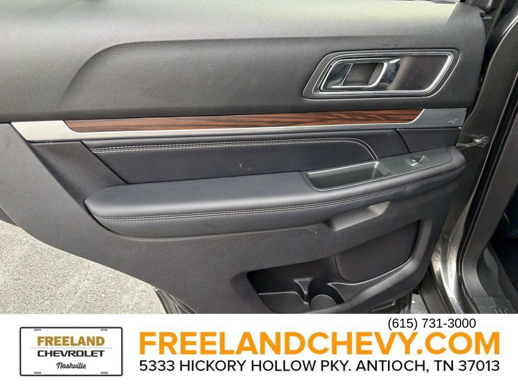 Used 2018 Ford Explorer Limited image 15