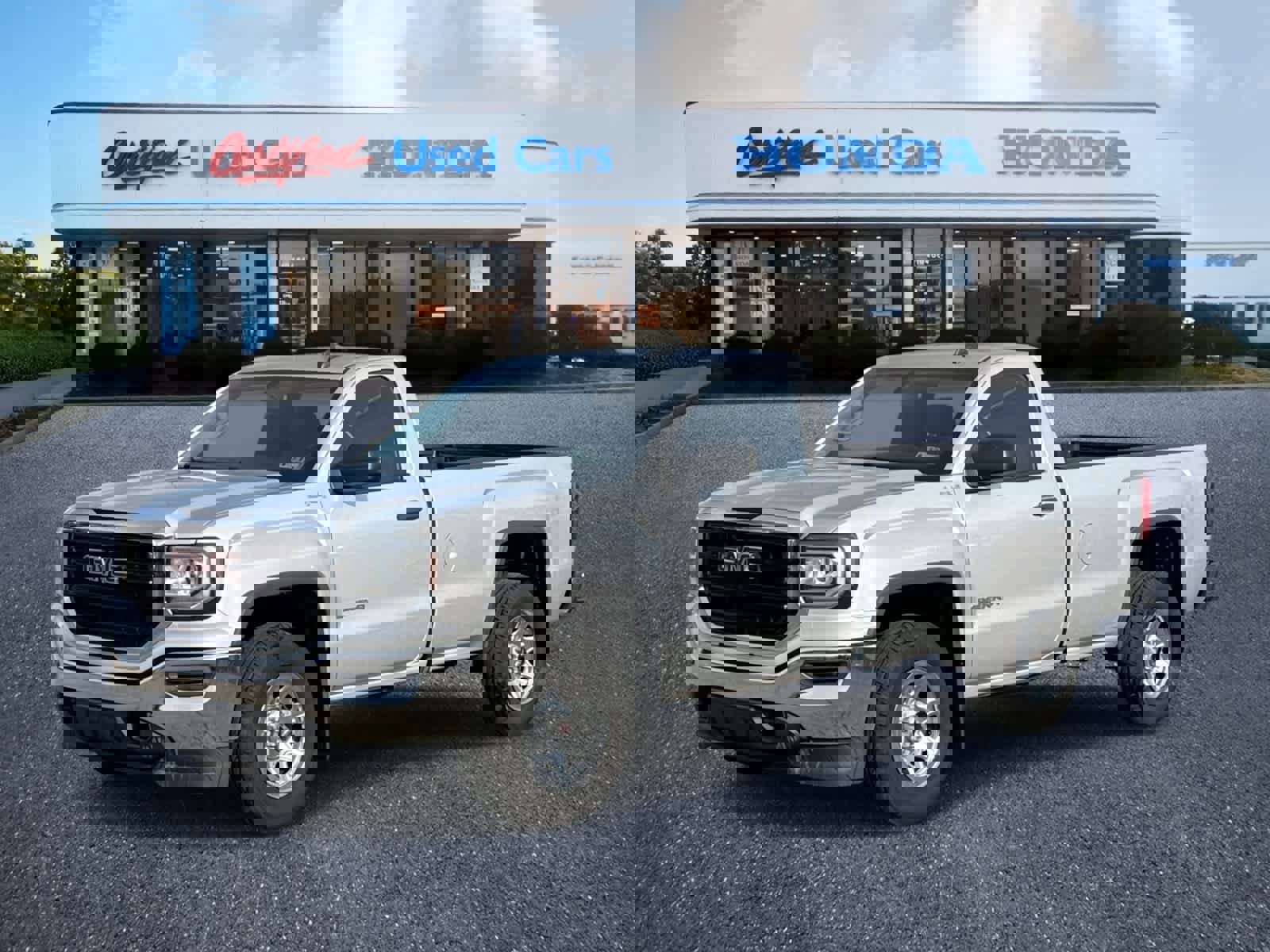 Used 2017 GMC Sierra 1500 4WD Reg Cab 133.0 w/ Sierra Convenience Package