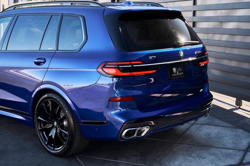 Used 2024 BMW X7 M60i w/ Executive Package AWD/4WD image 9