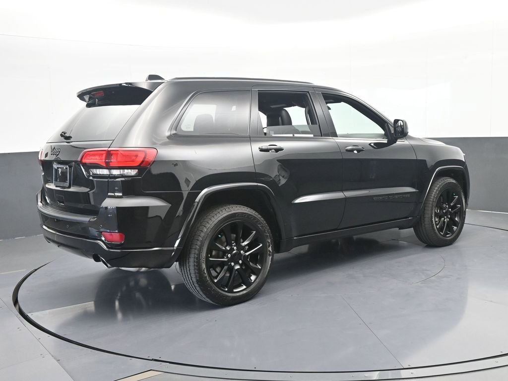 Used 2021 Jeep Grand Cherokee Laredo X RWD image 6