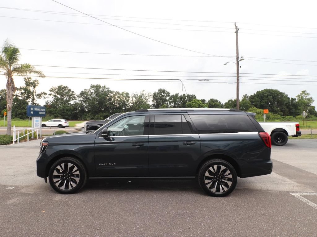 New 2026 Ford Expedition Max Platinum w/ Driver's Package AWD/4WD image 9