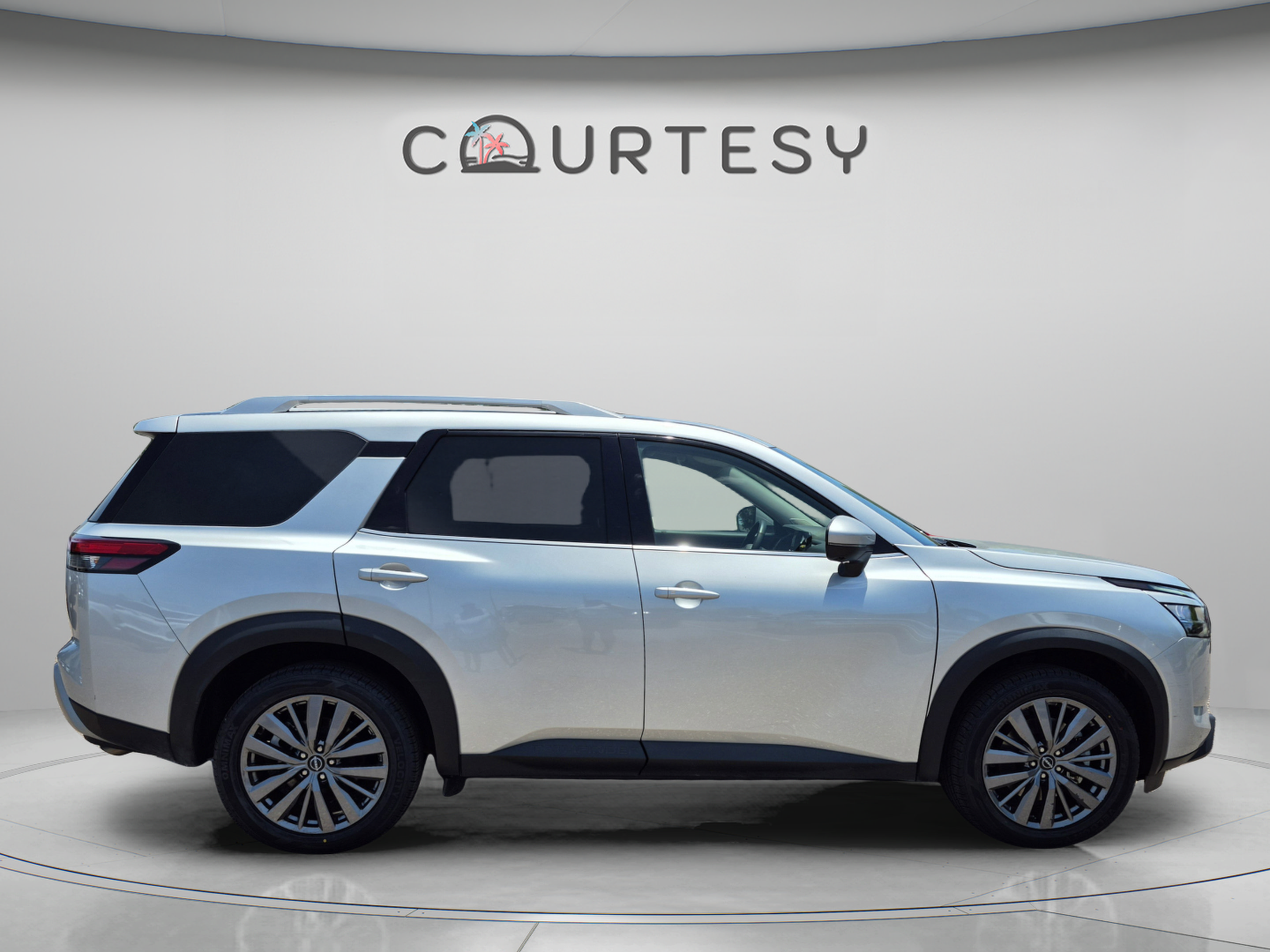 Certified 2024 Nissan Pathfinder SL w/ SL Premium Package AWD/4WD image 8