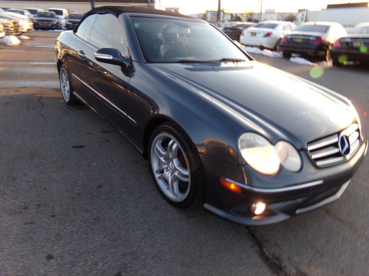 Used 2009 Mercedes-Benz CLK 550 Cabriolet w/ Premium I Pkg image 52