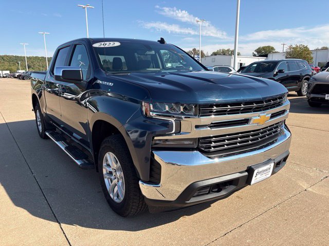 Used 2022 Chevrolet Silverado 1500 LT AWD/4WD image 1