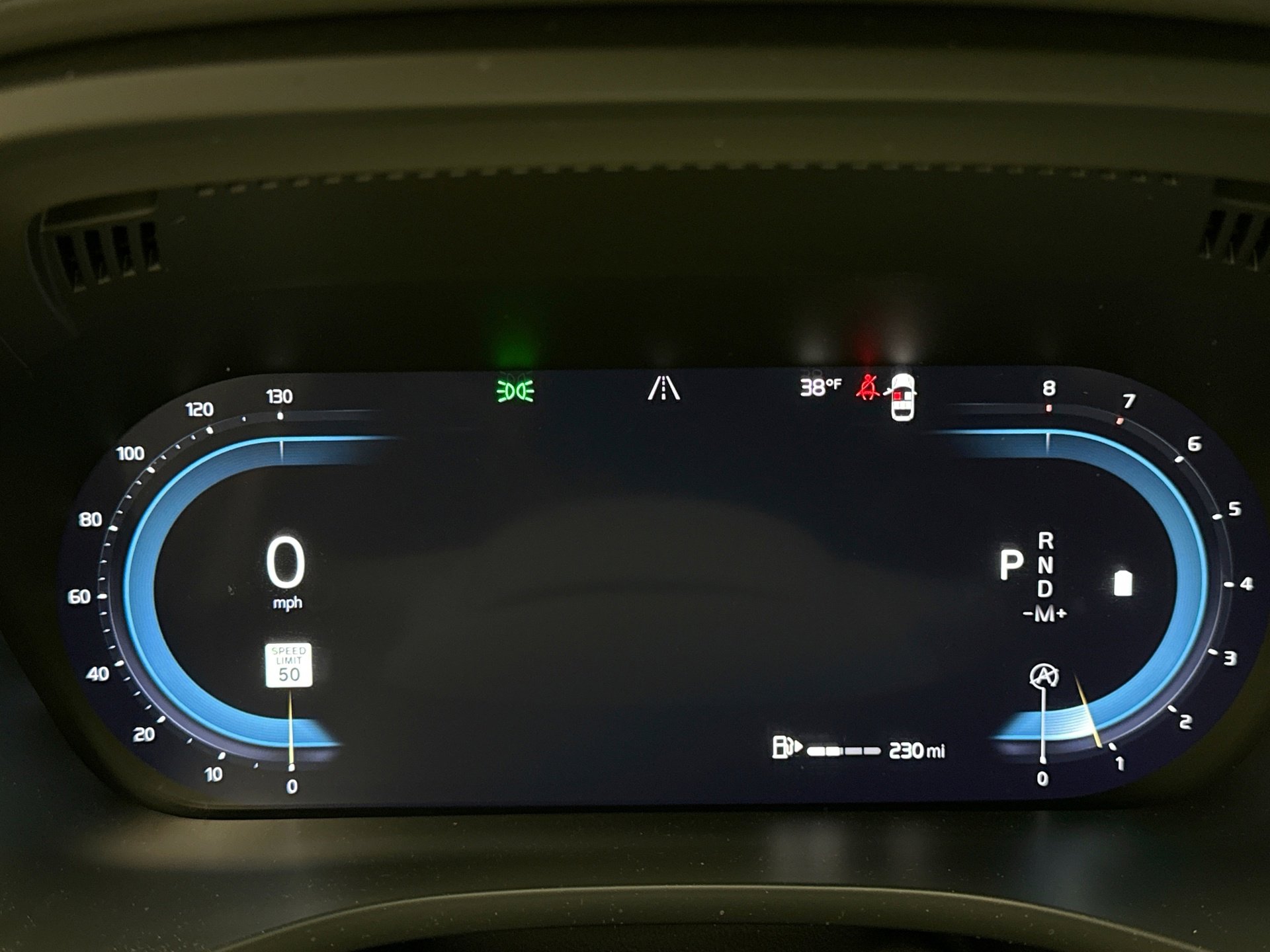 Used 2023 Volvo XC60 B6 Ultimate w/ Climate Package image 9