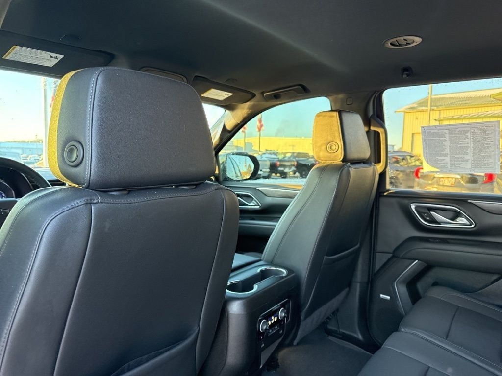 Used 2024 Chevrolet Tahoe Z71 w/ Luxury Package AWD/4WD image 31