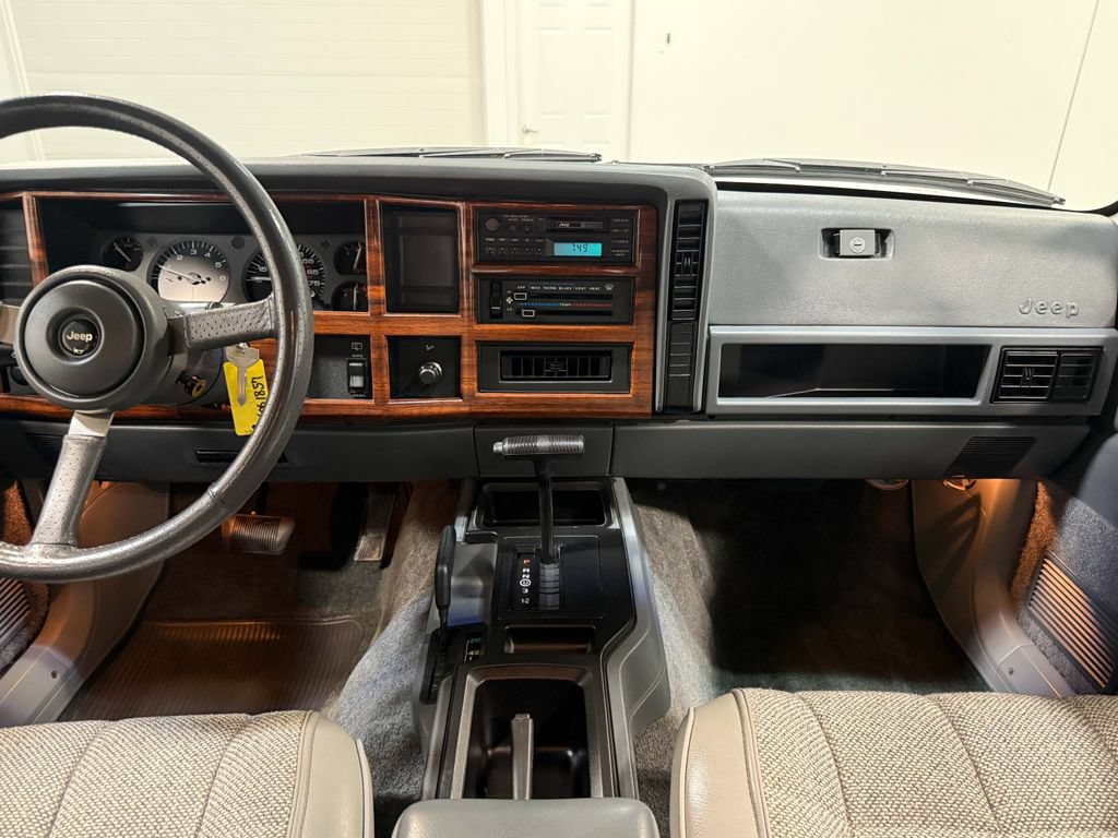 Used 1994 Jeep Cherokee Country AWD/4WD image 18