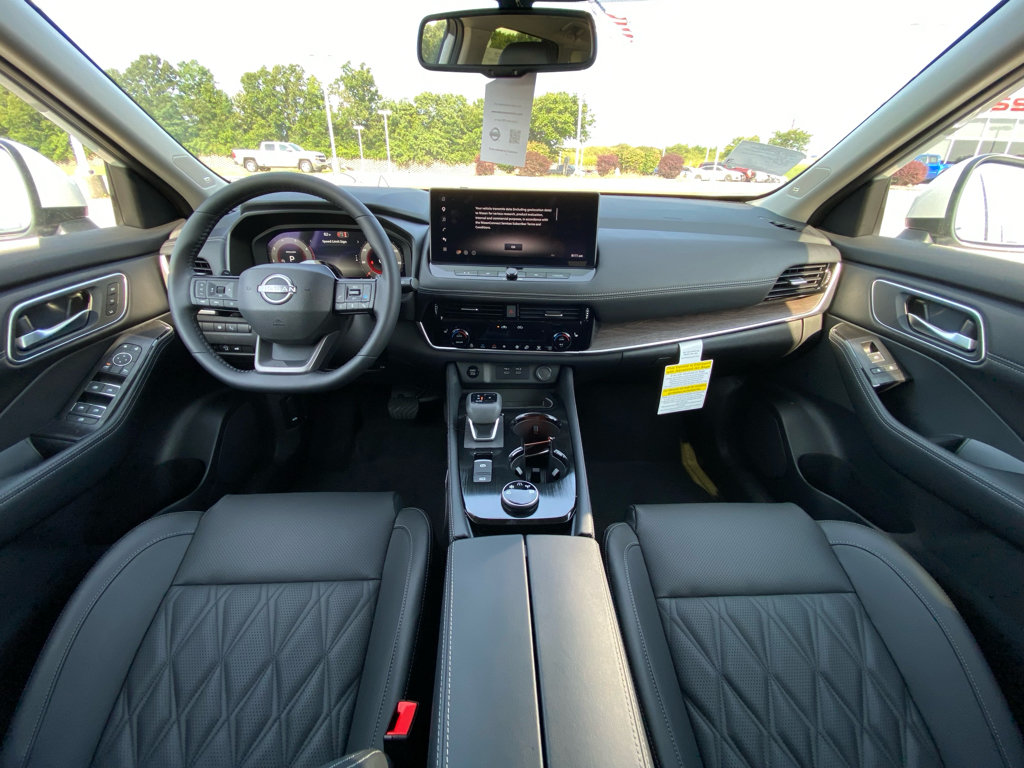 New 2026 Nissan Rogue Platinum w/ Tech Package AWD/4WD image 21