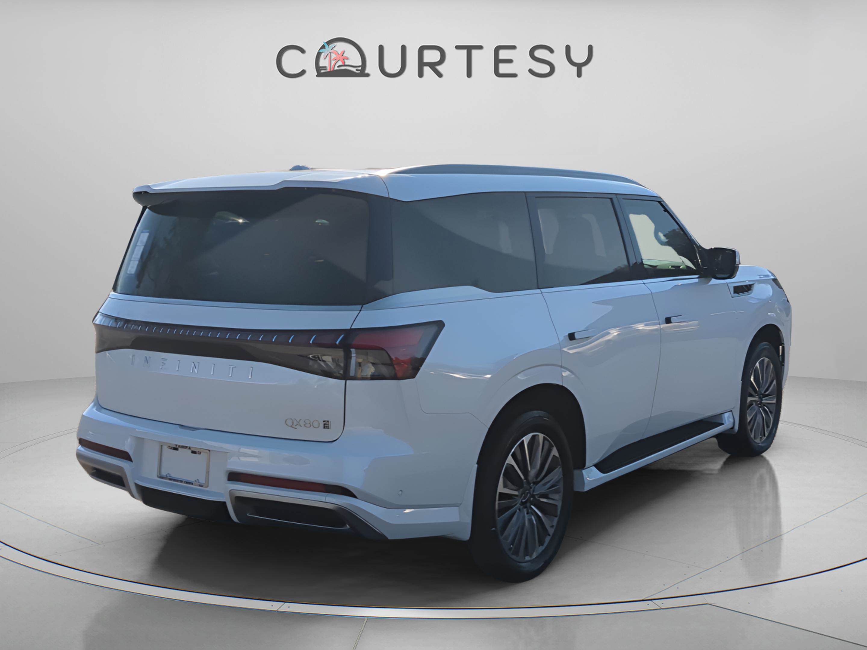 New 2026 INFINITI QX80 Luxe w/ Cargo Package image 4
