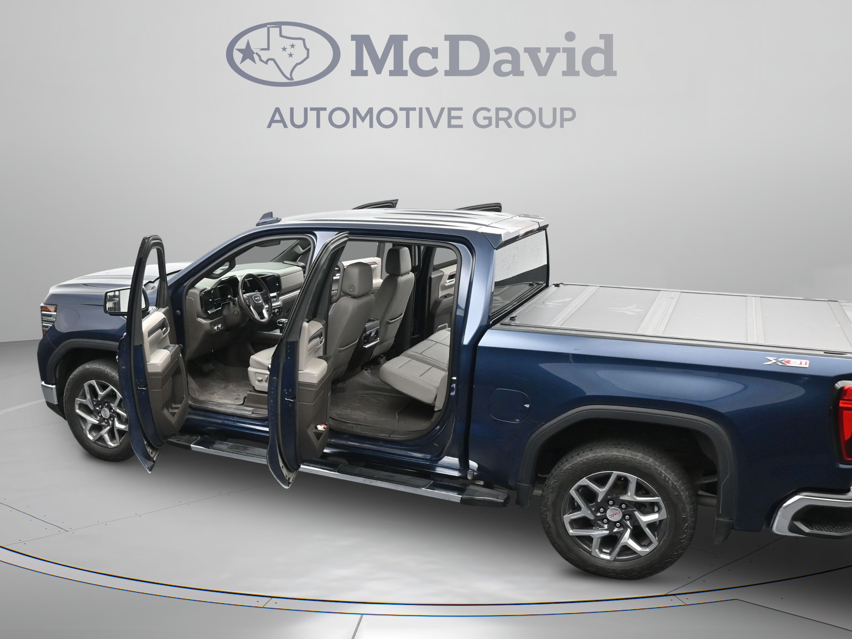 Used 2023 GMC Sierra 1500 SLT AWD/4WD image 44