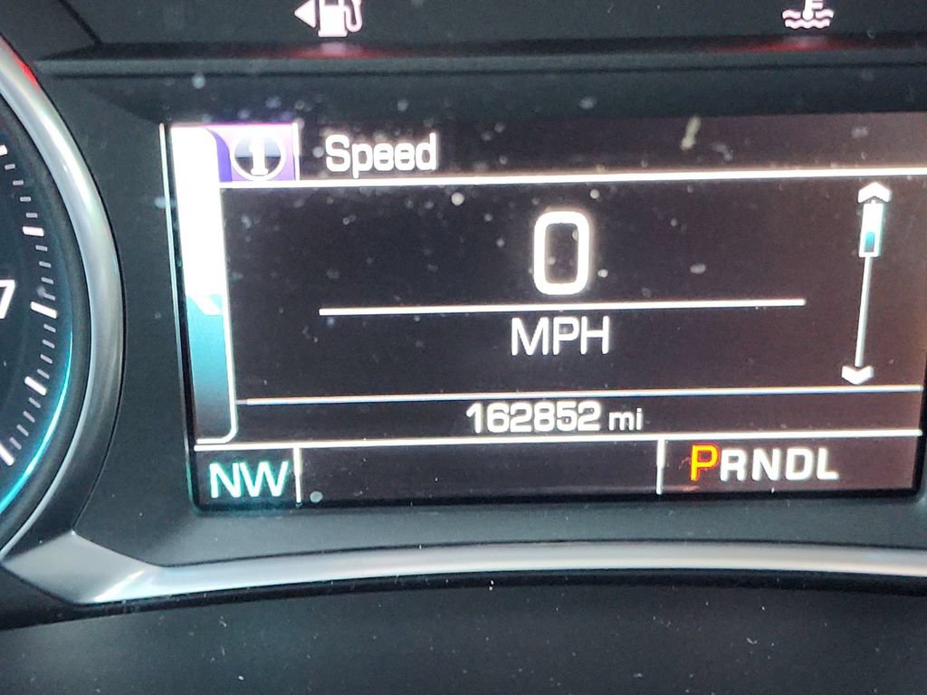Used 2018 Chevrolet Equinox LT FWD image 15