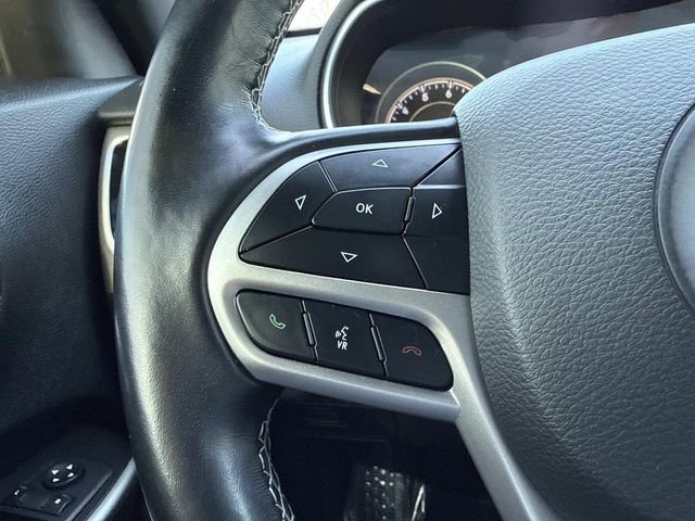 Used 2021 Jeep Cherokee Latitude Lux 80th Anniv w/ Quick Order Package 26U 80TH image 16