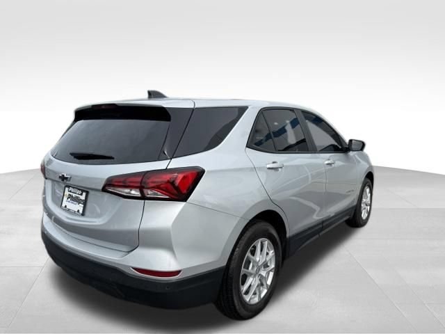 Certified 2022 Chevrolet Equinox LS w/ LS Convenience Package FWD image 10