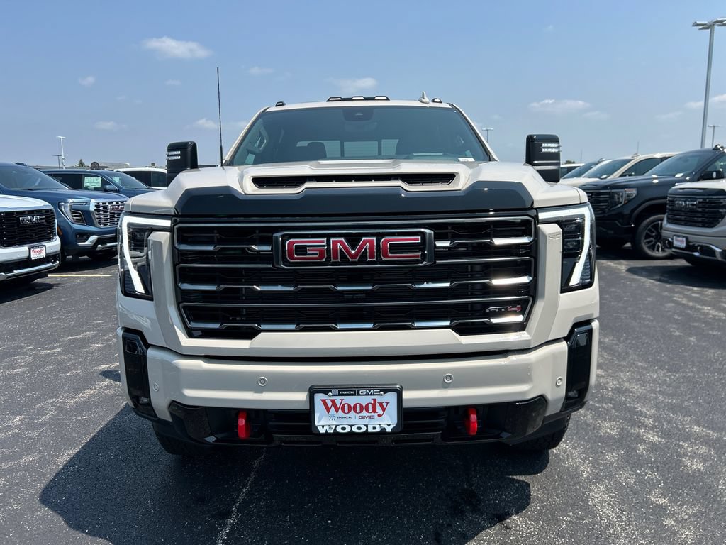 New 2026 GMC Sierra 2500 AT4 w/ AT4 Premium Plus Package AWD/4WD image 4