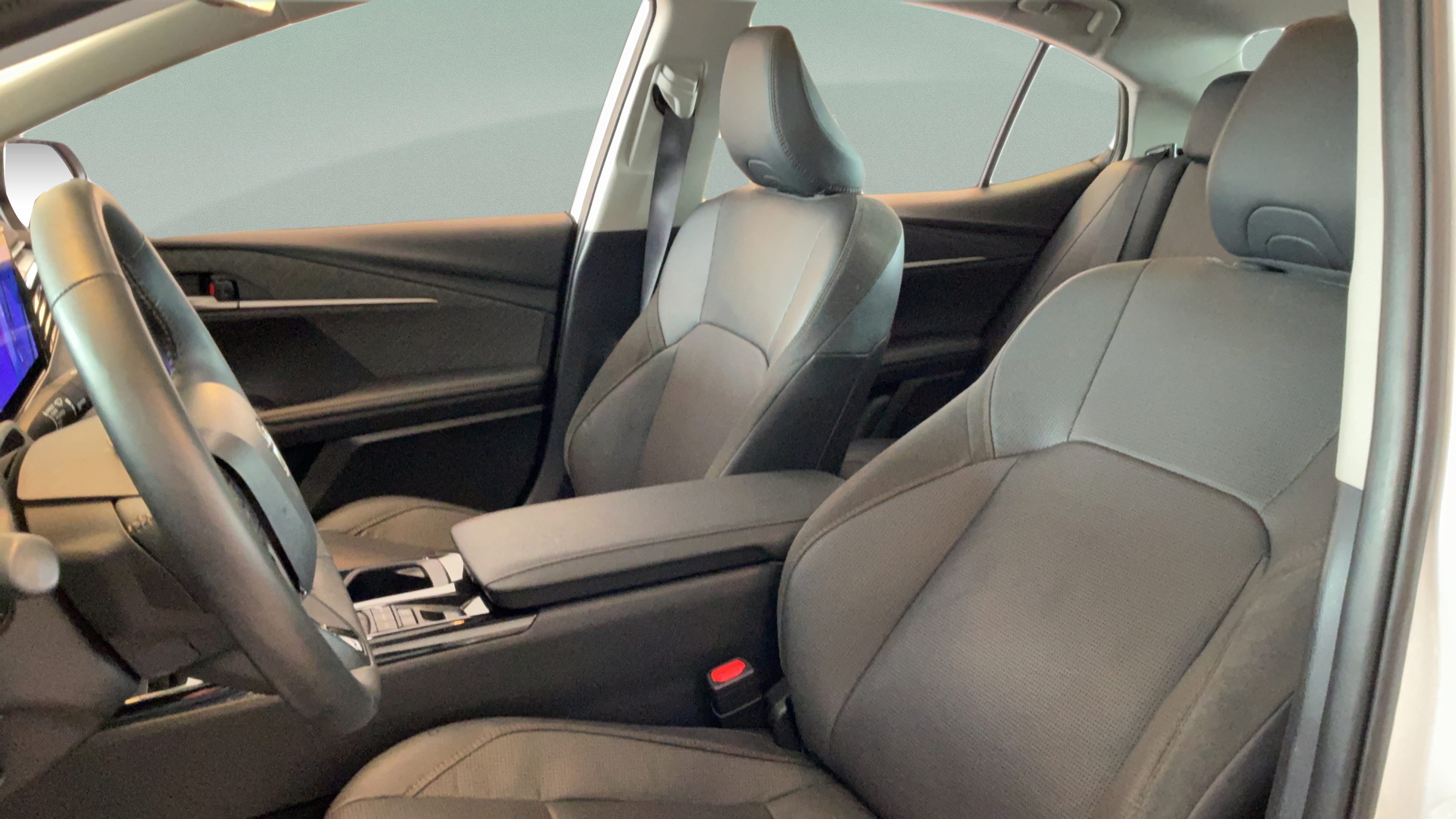 Certified 2025 Toyota Camry XLE w/ Premium Plus Package FWD image 22