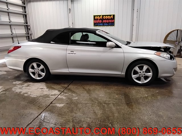 Used 2004 Toyota Solara SLE image 2