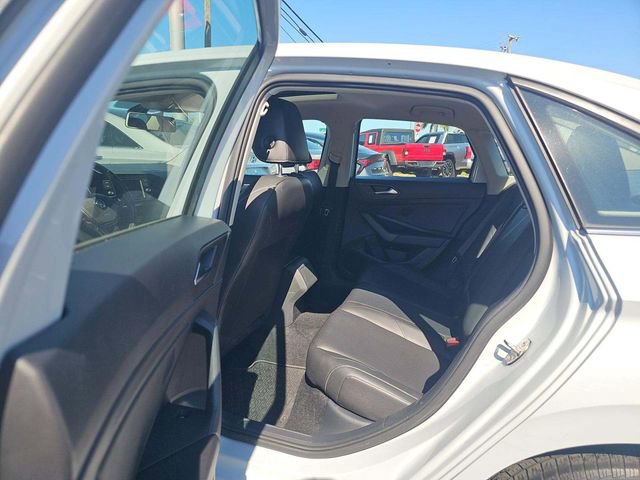 Used 2019 Volkswagen Jetta SE image 7
