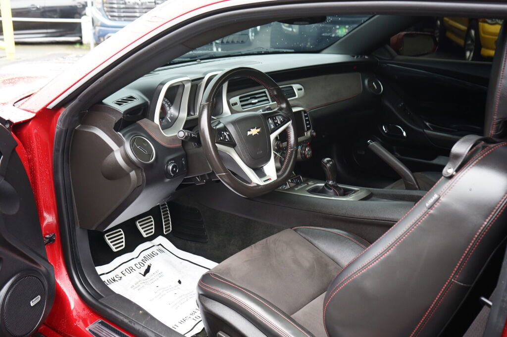 Used 2014 Chevrolet Camaro ZL1 image 12