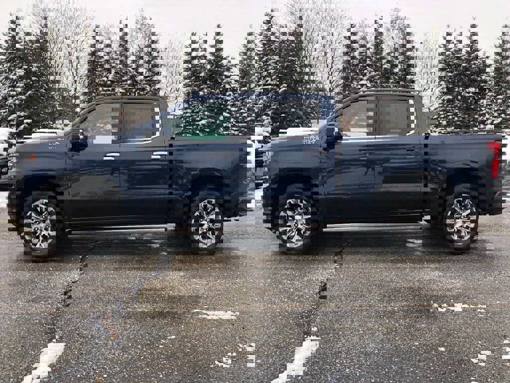 Used 2020 Chevrolet Silverado 1500 High Country w/ Technology Package image 7