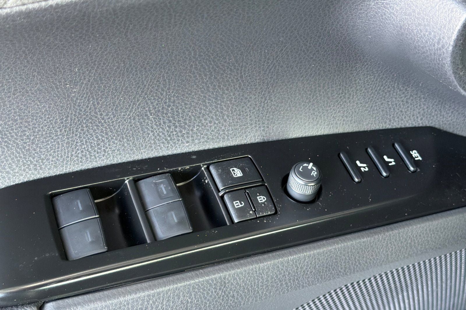 New 2026 Toyota Camry XLE AWD/4WD image 13