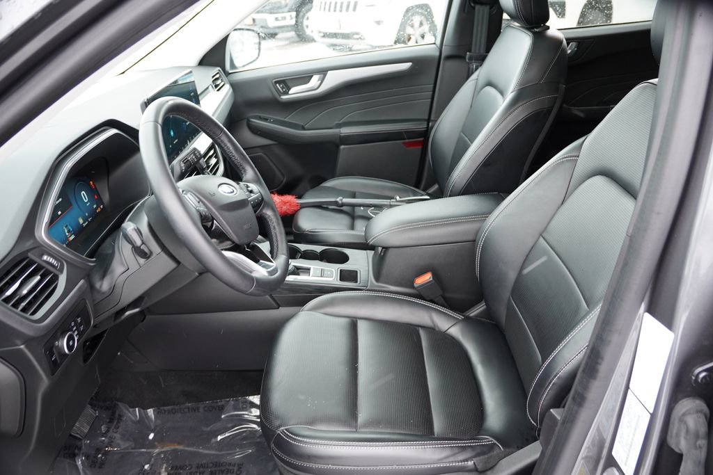 Certified 2023 Ford Escape Platinum image 19