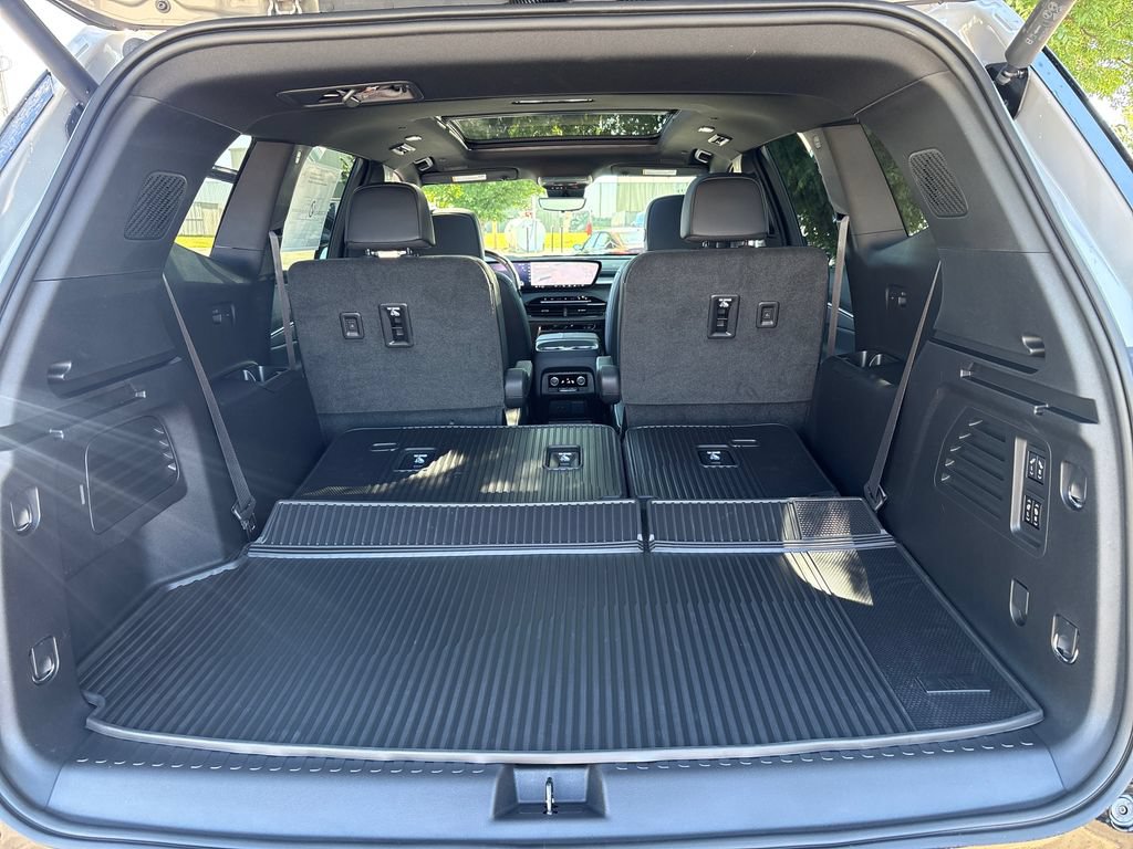 New 2026 Buick Enclave Sport Touring w/ Super Cruise Package FWD image 44