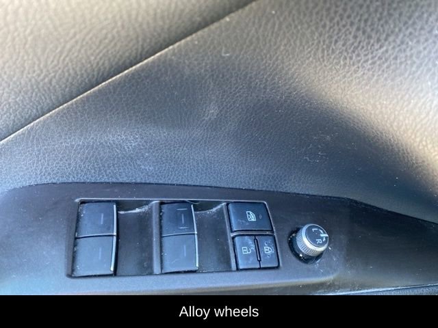 Used 2021 Toyota Camry XLE image 11