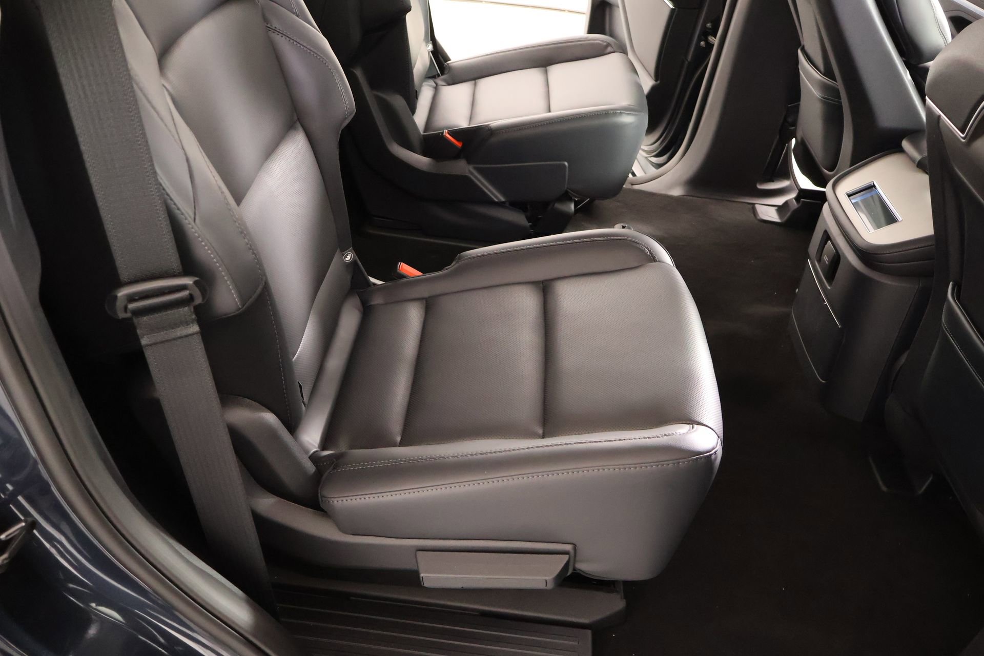 New 2026 Lincoln Navigator Premiere AWD/4WD image 15