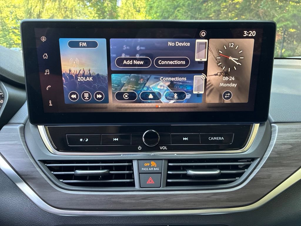 New 2026 Nissan Altima 2.5 SV AWD/4WD image 17