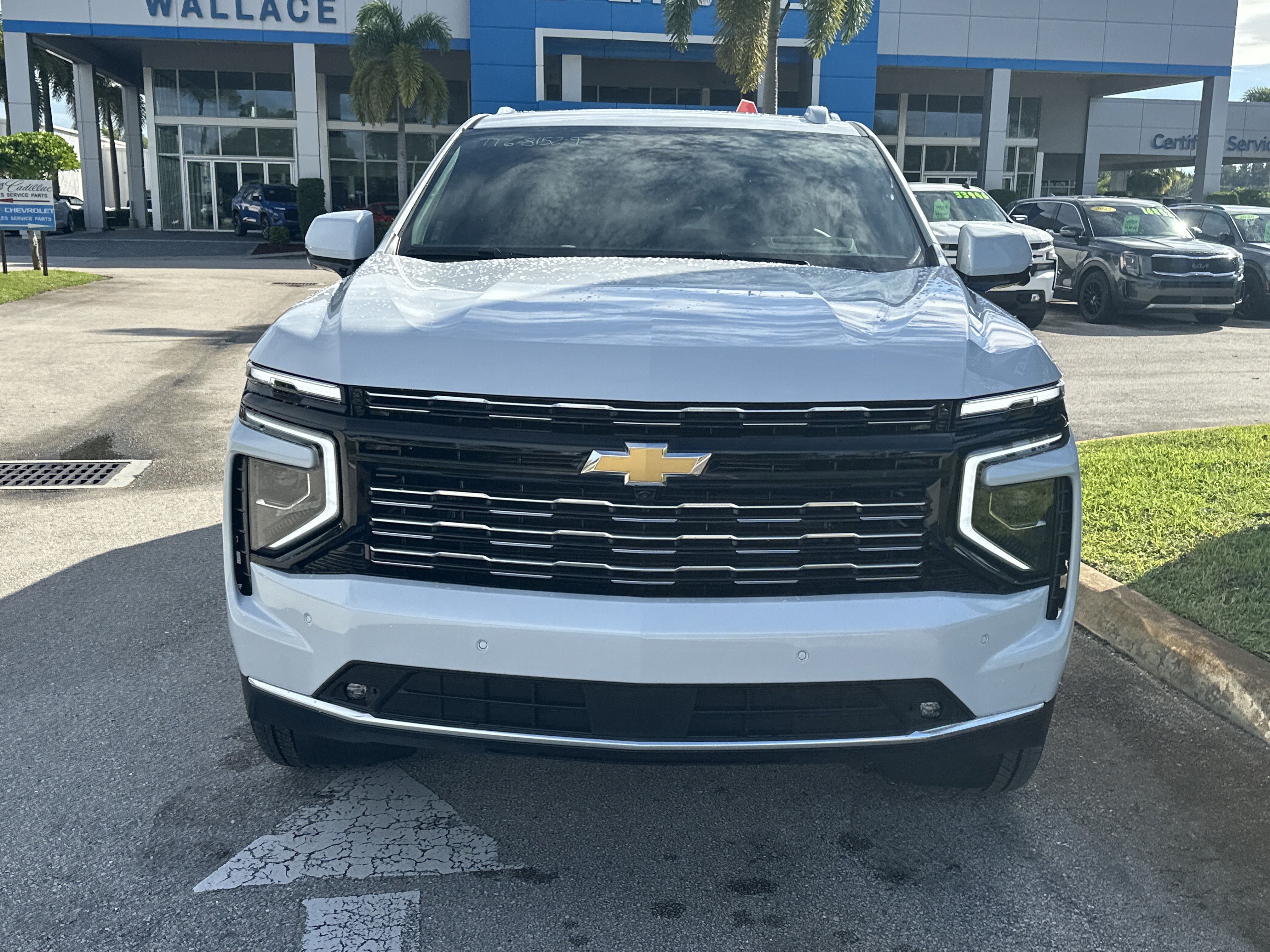 New 2026 Chevrolet Tahoe High Country AWD/4WD image 3