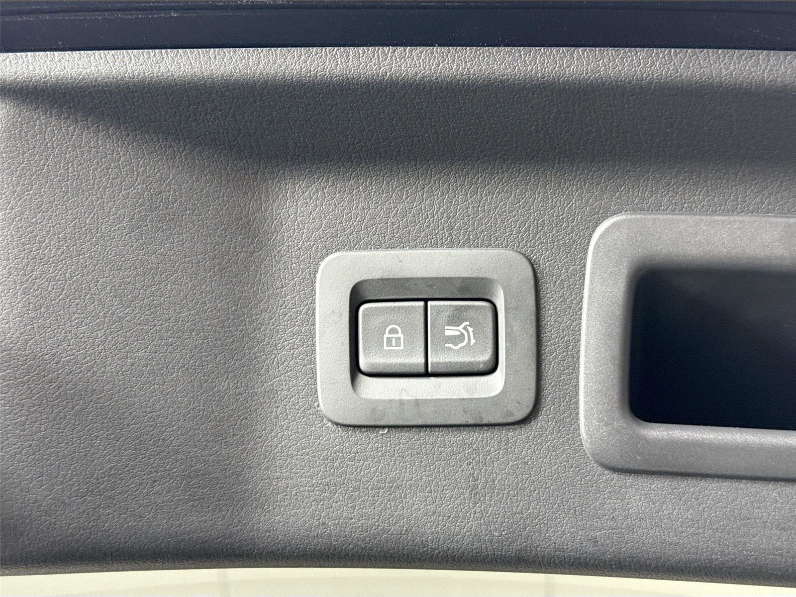 Certified 2025 MAZDA CX-90 3.3 Turbo w/ Premium Plus Pkg image 42