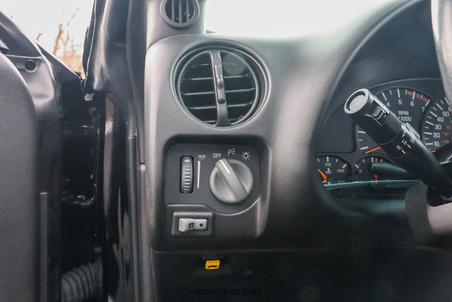 Used 2001 Pontiac Firebird Trans Am image 31