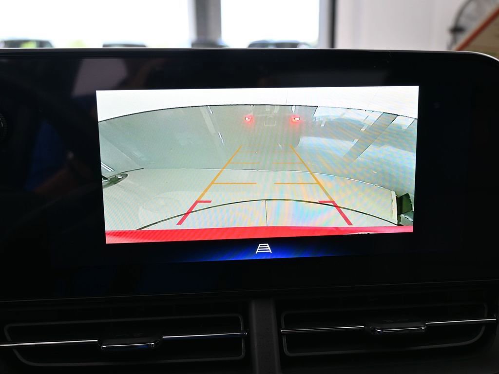 Used 2026 Chevrolet Trax RS image 19