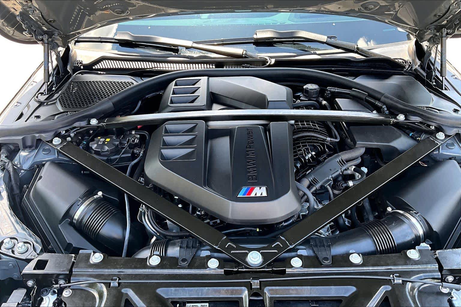 Used 2025 BMW M2 w/ Lighting Package RWD image 31